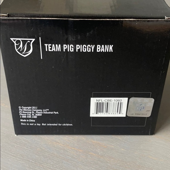 NFL Chicago Bears Team Piggy Bank Brand New 2011 - Picture 8 of 9